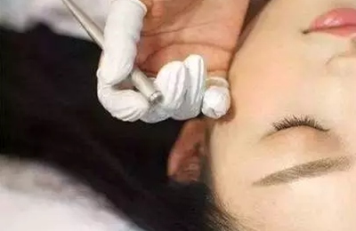 半永久眉毛操作  学美网