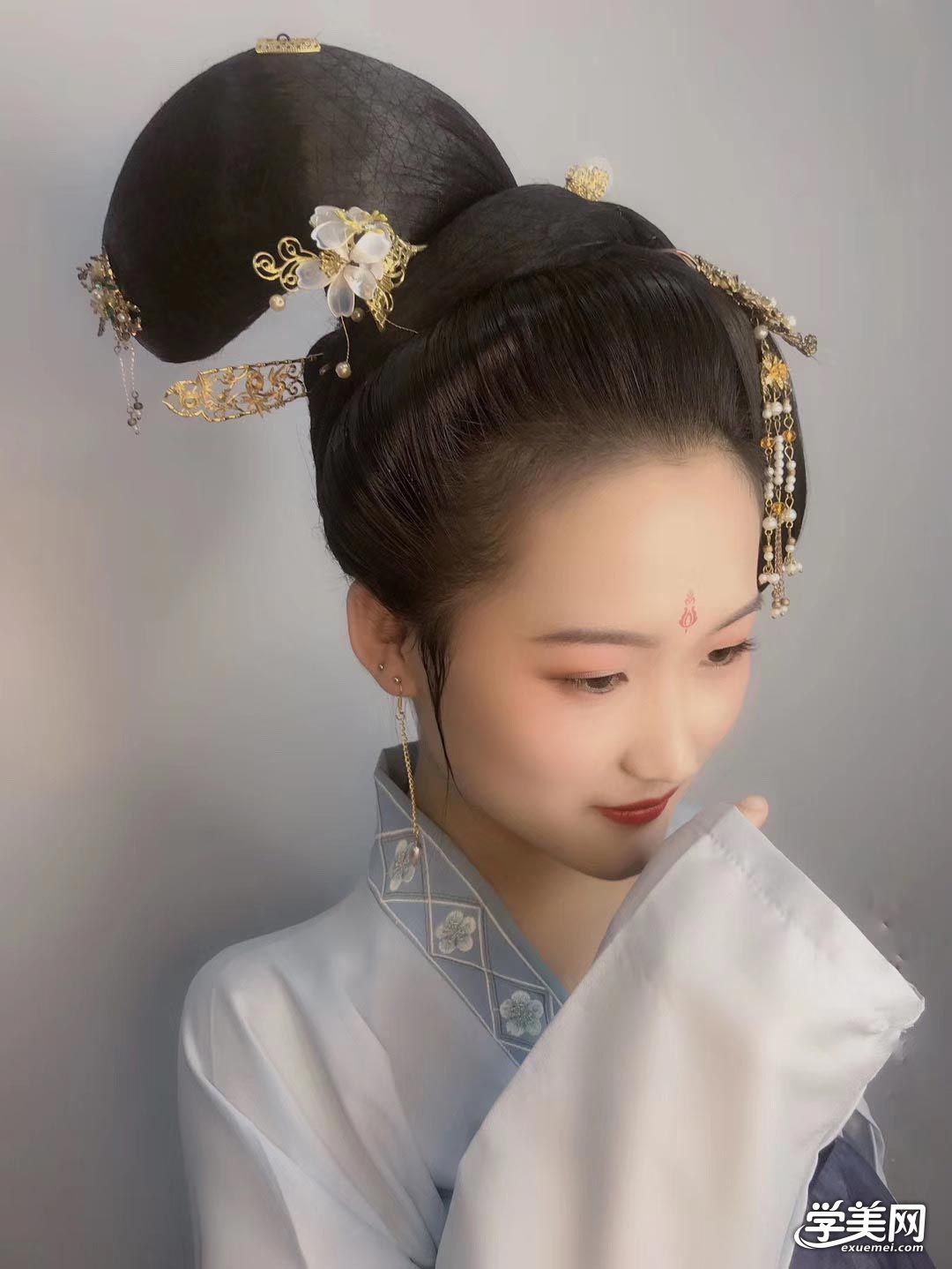 广州秦芳影视化妆学校