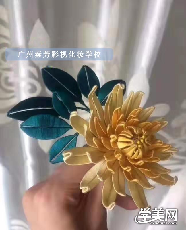 广州秦芳影视化妆学校