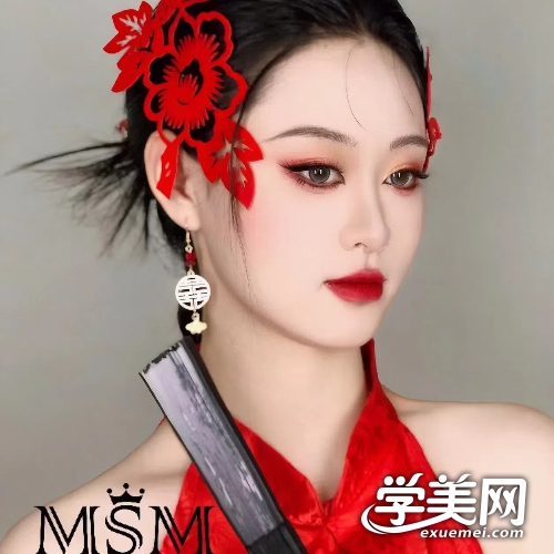 化妆国际高彩班